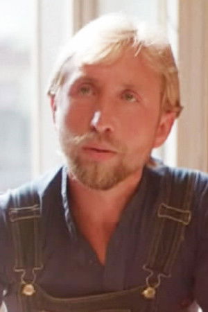 Vladimir Dyatlov backdrop