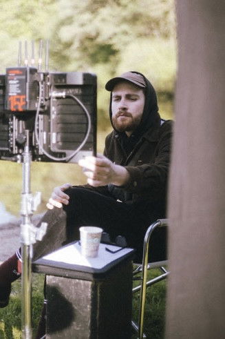 Luis Lauschner backdrop