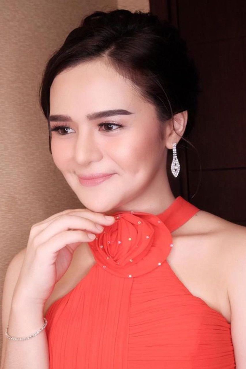 Tamee Irelly backdrop