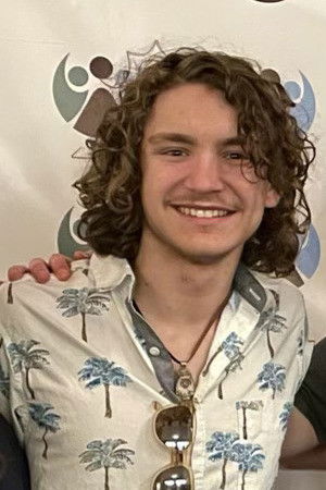 Carter Reeves backdrop