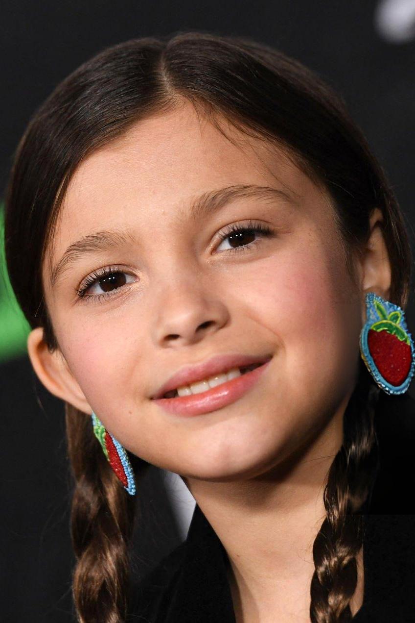 Wren Zhawenim Gotts backdrop