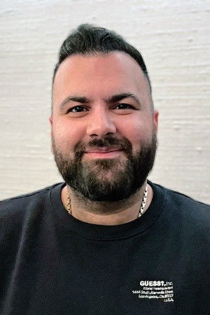 Danjal Kanani backdrop