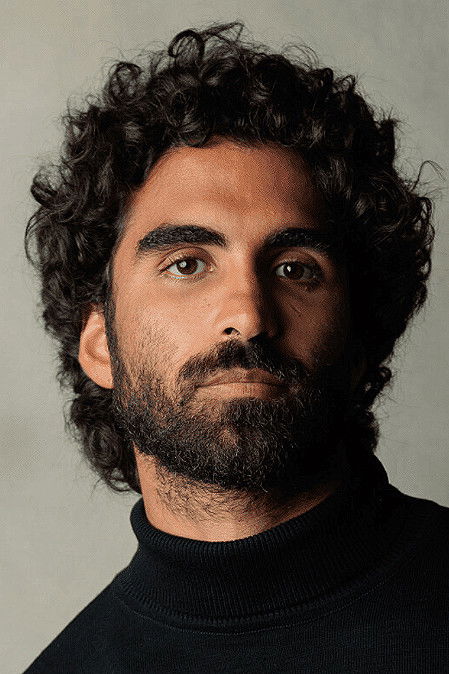 Vitor Sampaio backdrop