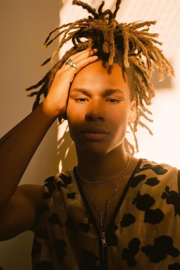 Drake Jazz Brown backdrop