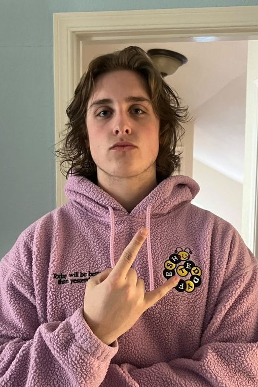 Logan Goelman backdrop