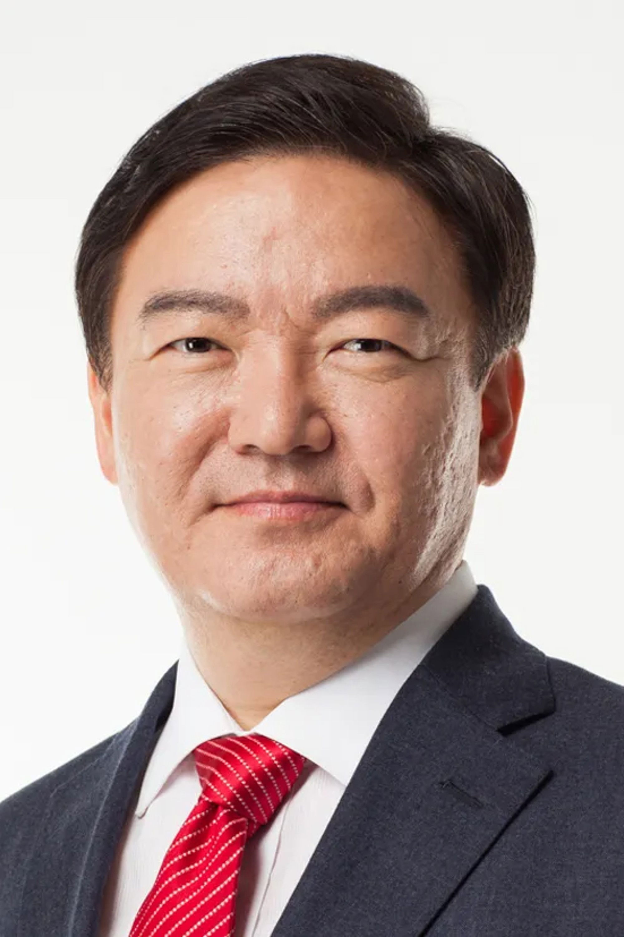 Min Kyung-wook backdrop