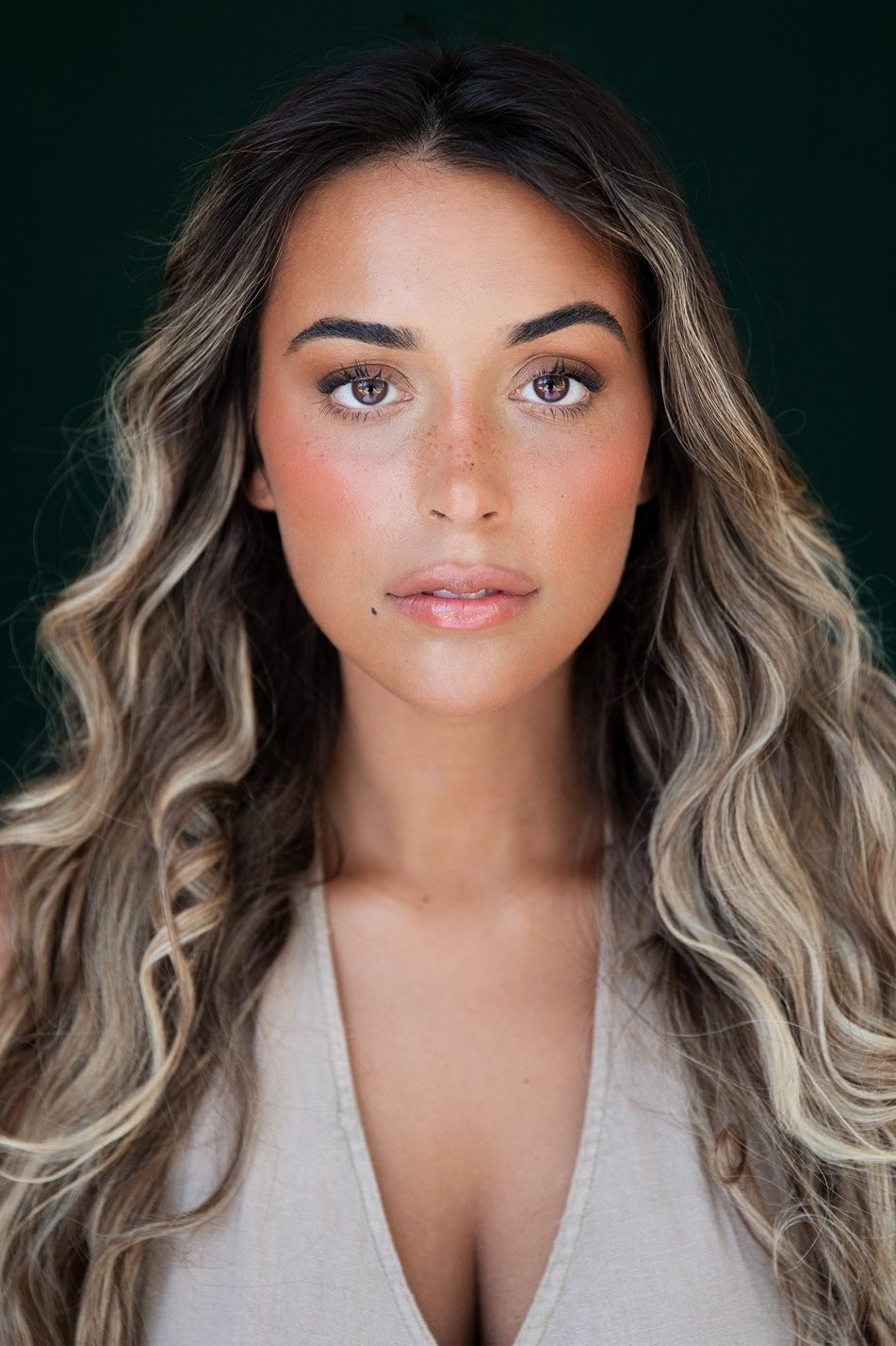 Vitória Nogueira da Silva backdrop