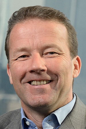 Téo Kokën backdrop