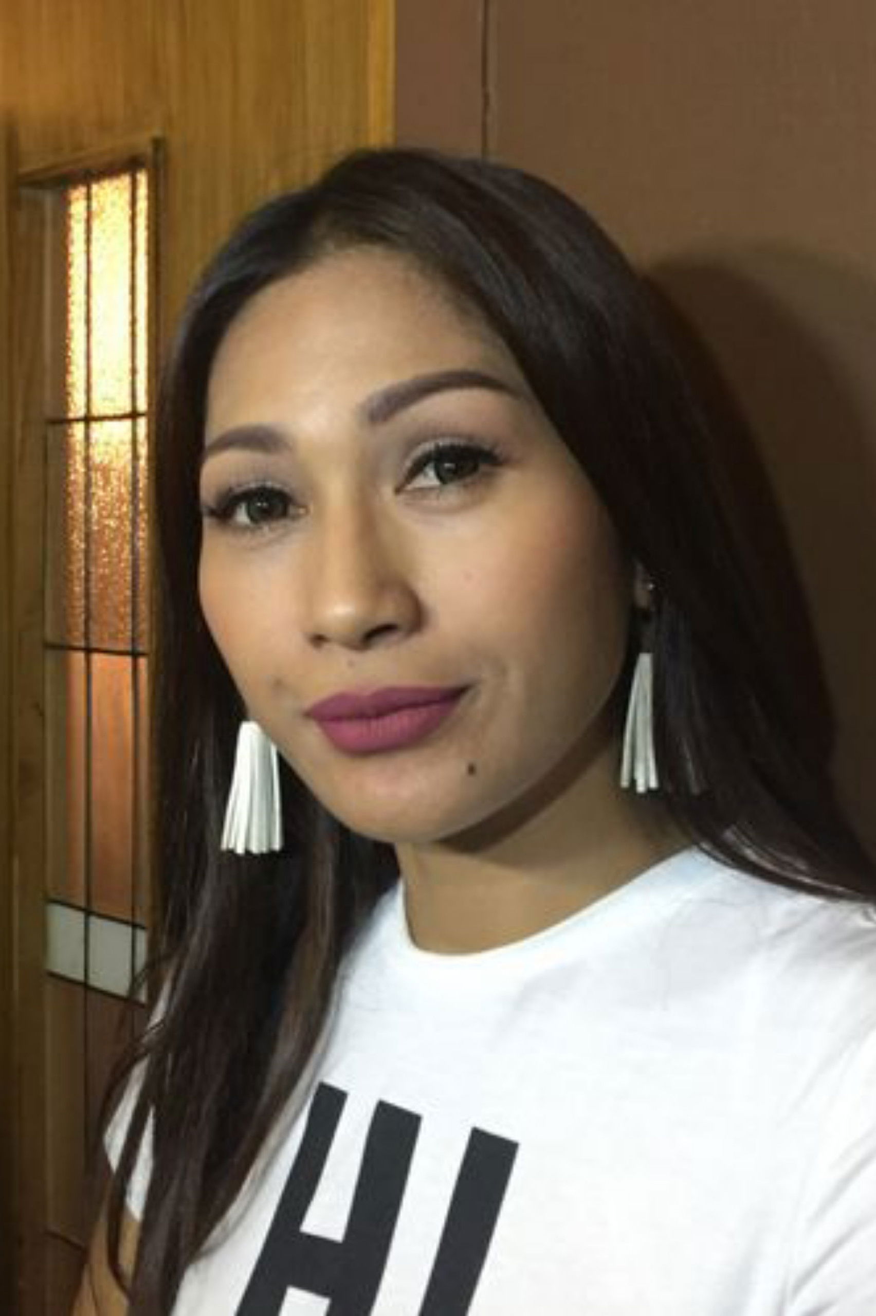 Tata Janeeta backdrop