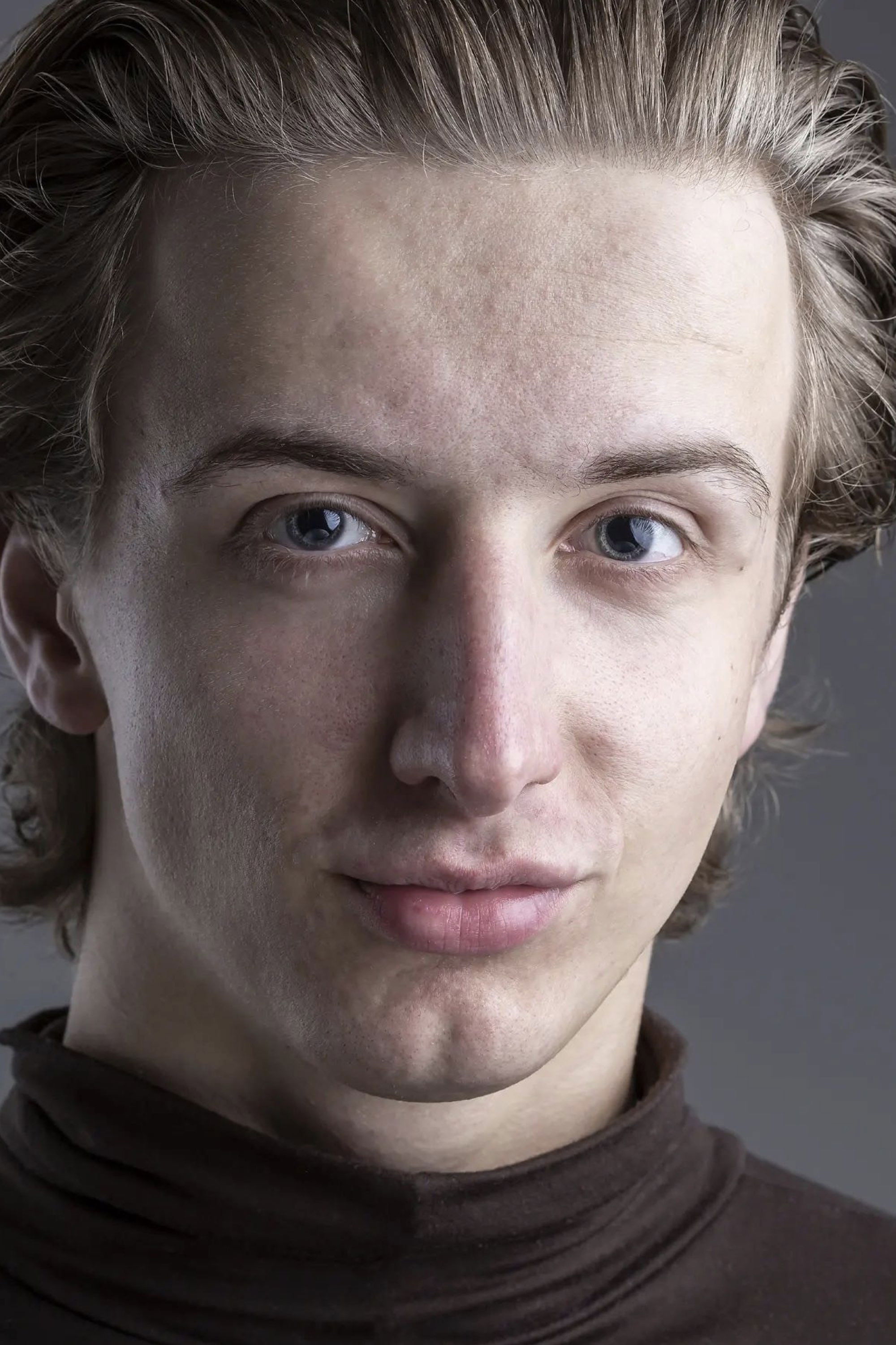 Euan Alexander backdrop