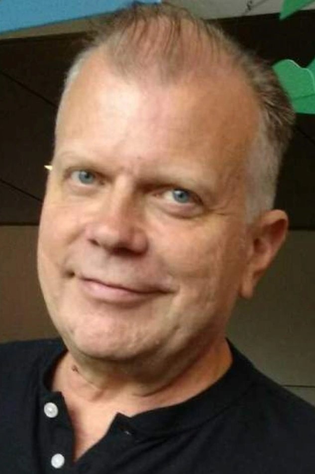 Cabran E. Chamberlain backdrop