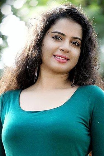 Stephy Leon backdrop