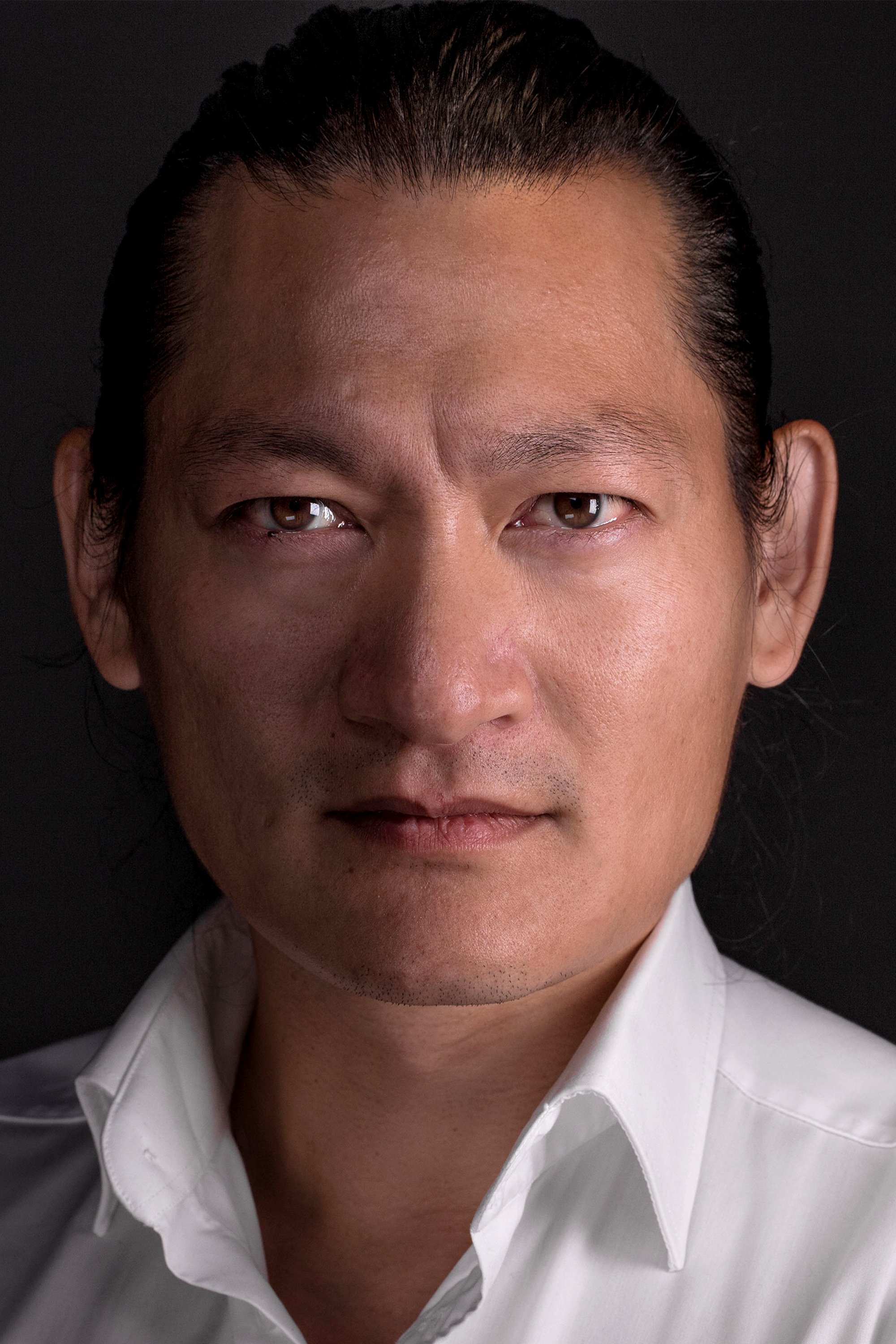 Thomas Chaanhing backdrop