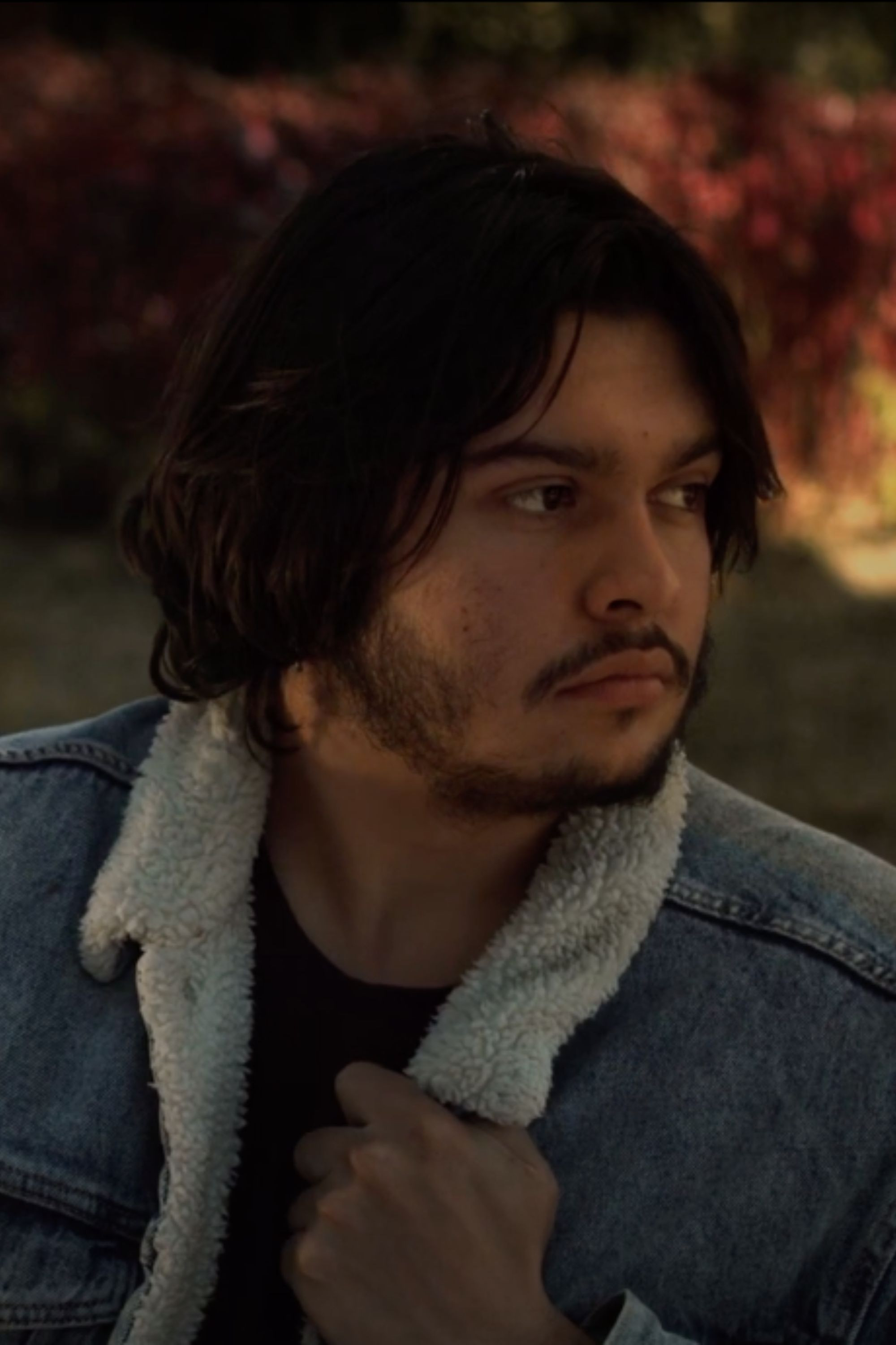 Gabriel Conde backdrop