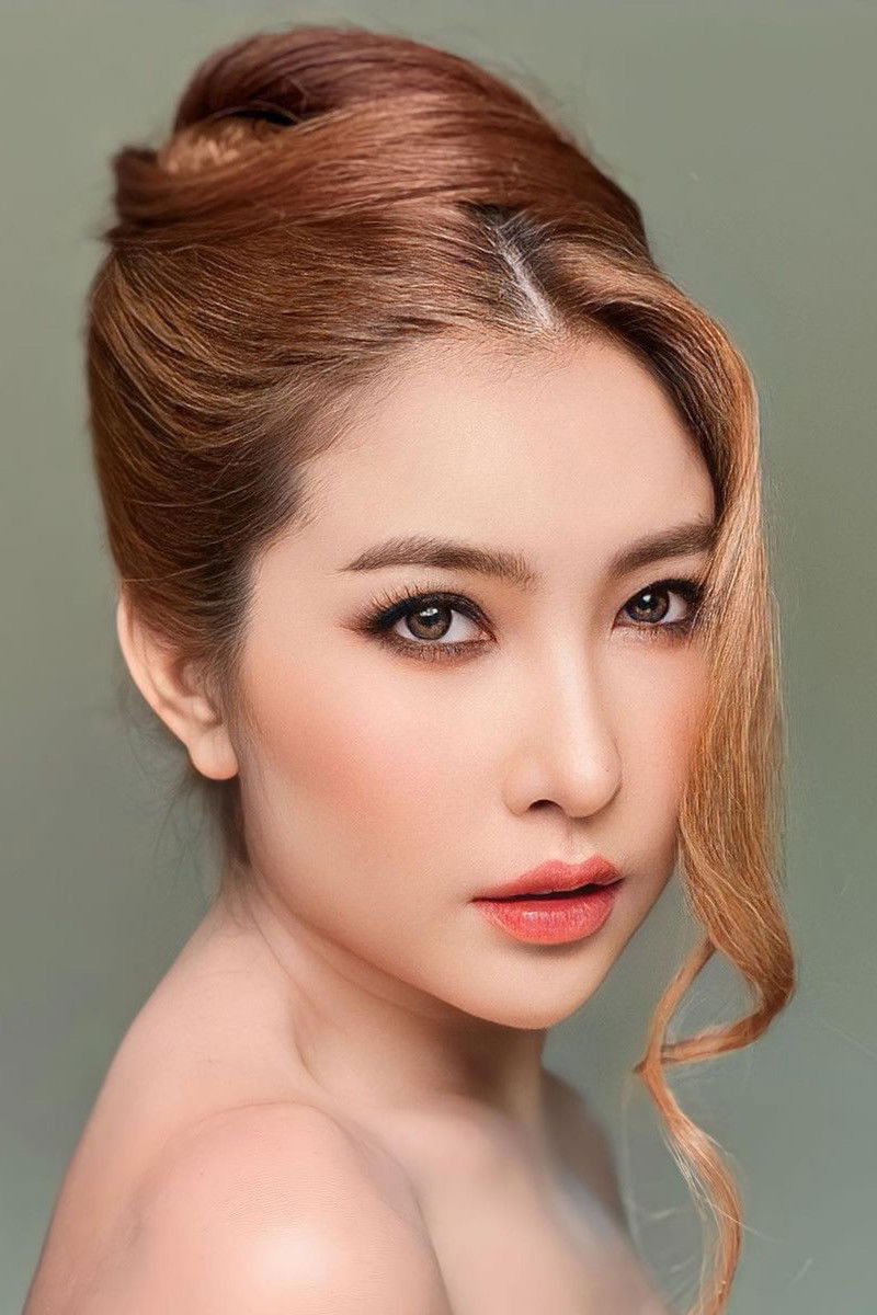 Purimprud Chaiyakham backdrop