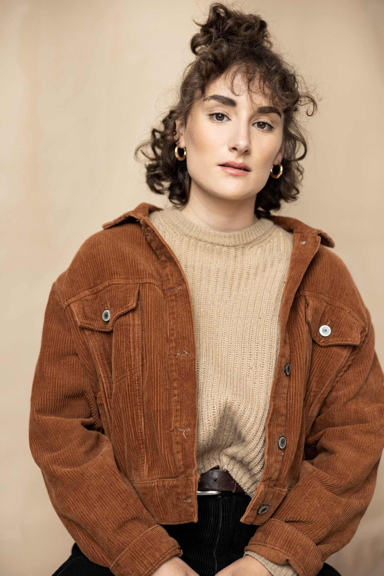 Ellicyane Paradis backdrop