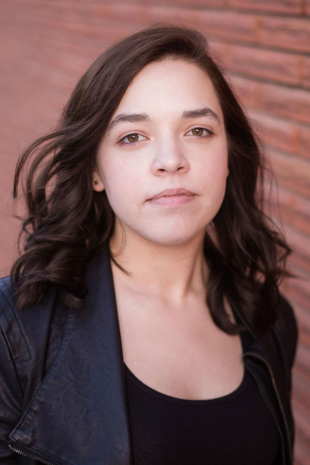 Lainey Martin backdrop