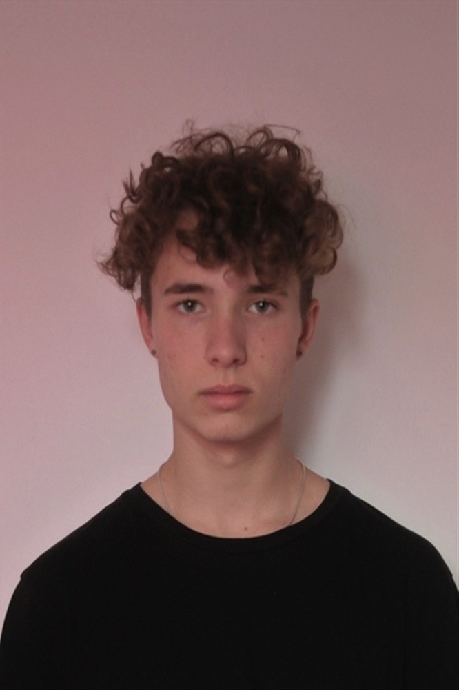 Miguel Vander Linden backdrop