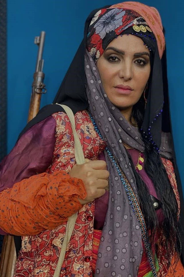 Solav Shaida backdrop