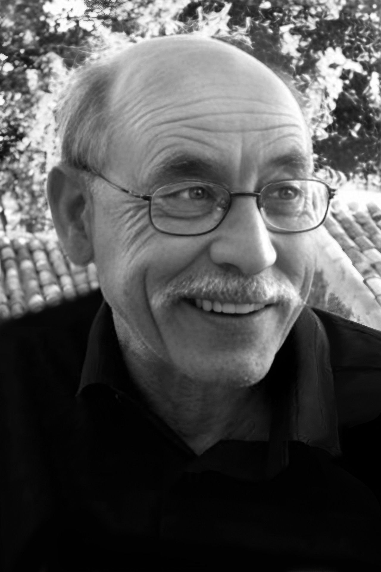 Nadir Boumaza backdrop