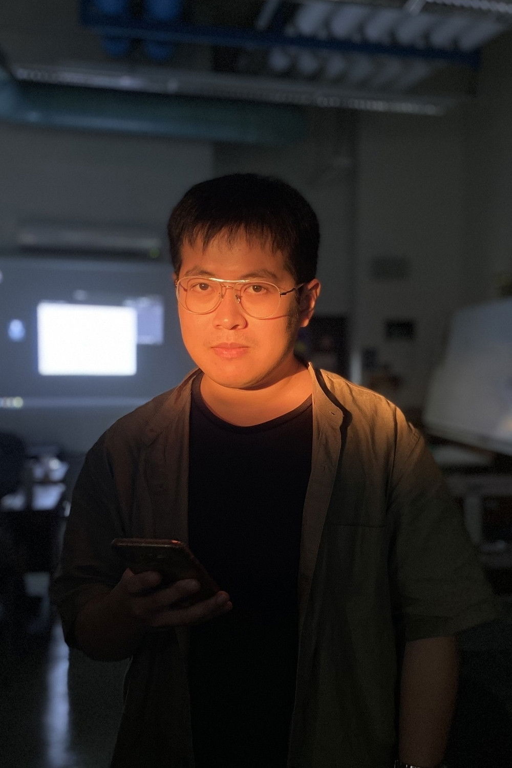 Yung-Chieh Lee backdrop