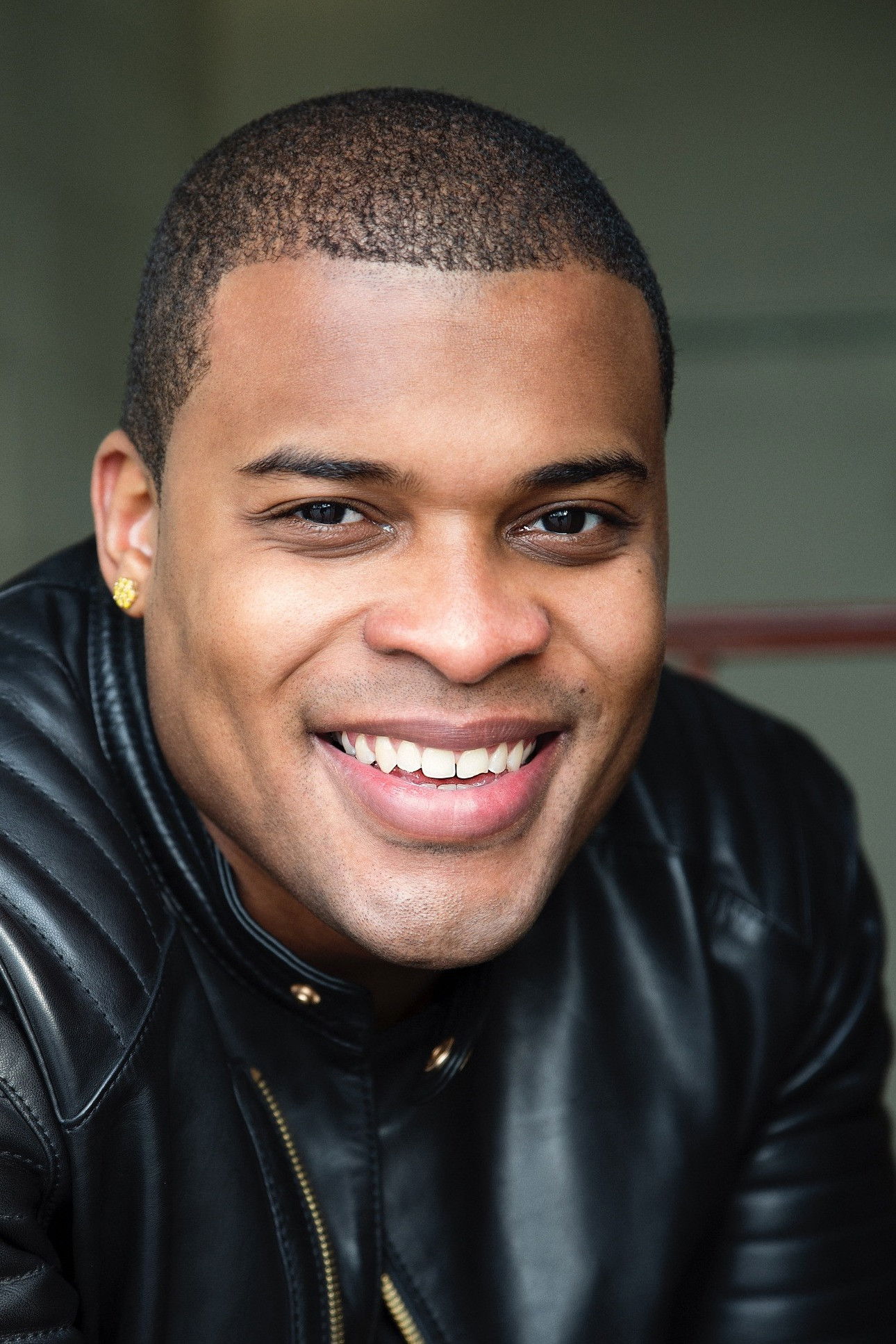 Eli Massillon backdrop