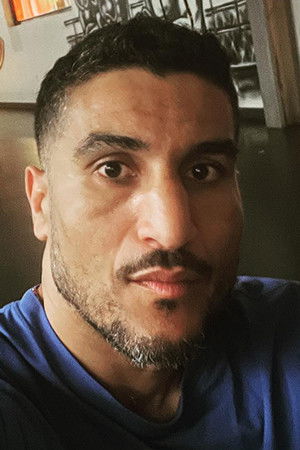 Khalid Graidia backdrop