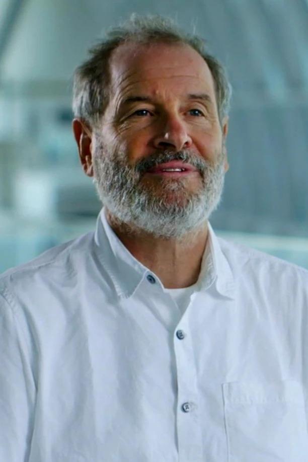 Jeffrey Chernov backdrop