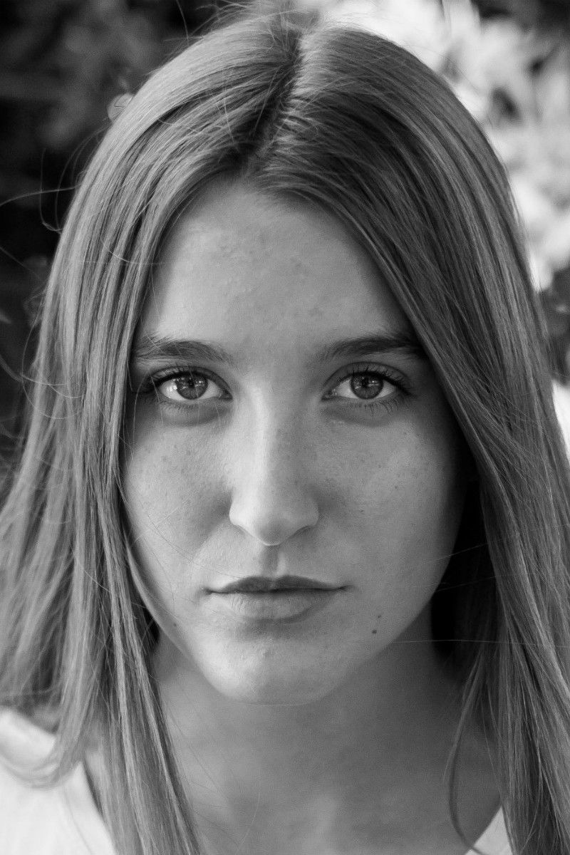 Aldara Arnau backdrop