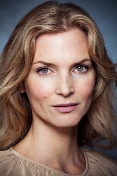 Cosima Shaw backdrop