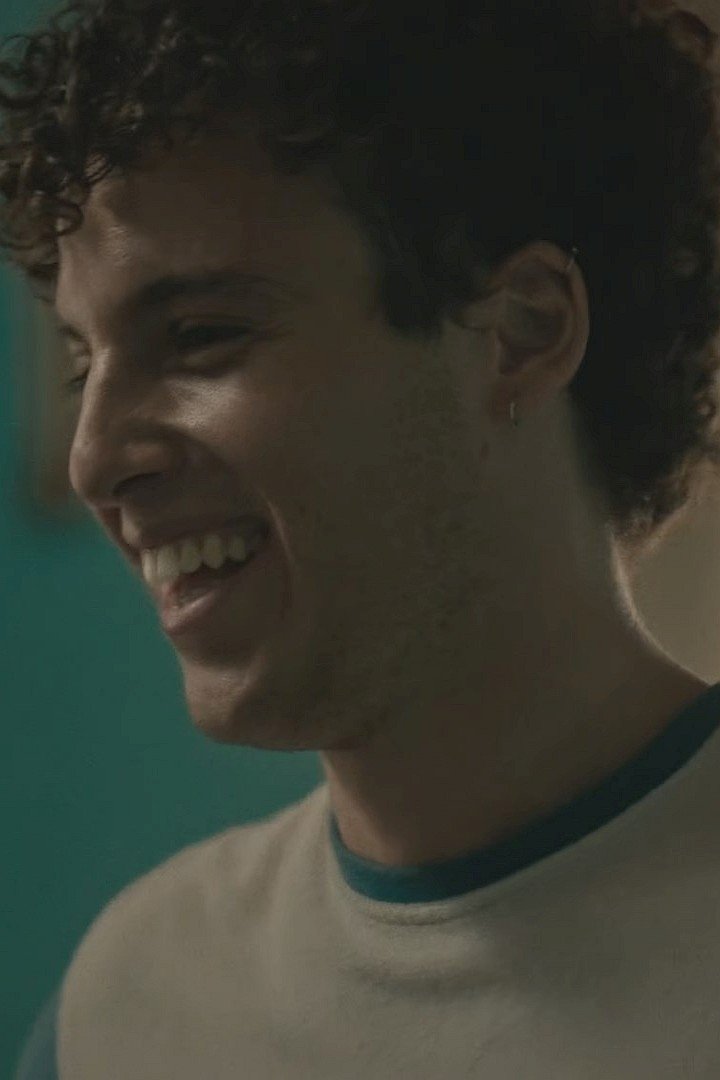 Gonzalo Garrido backdrop