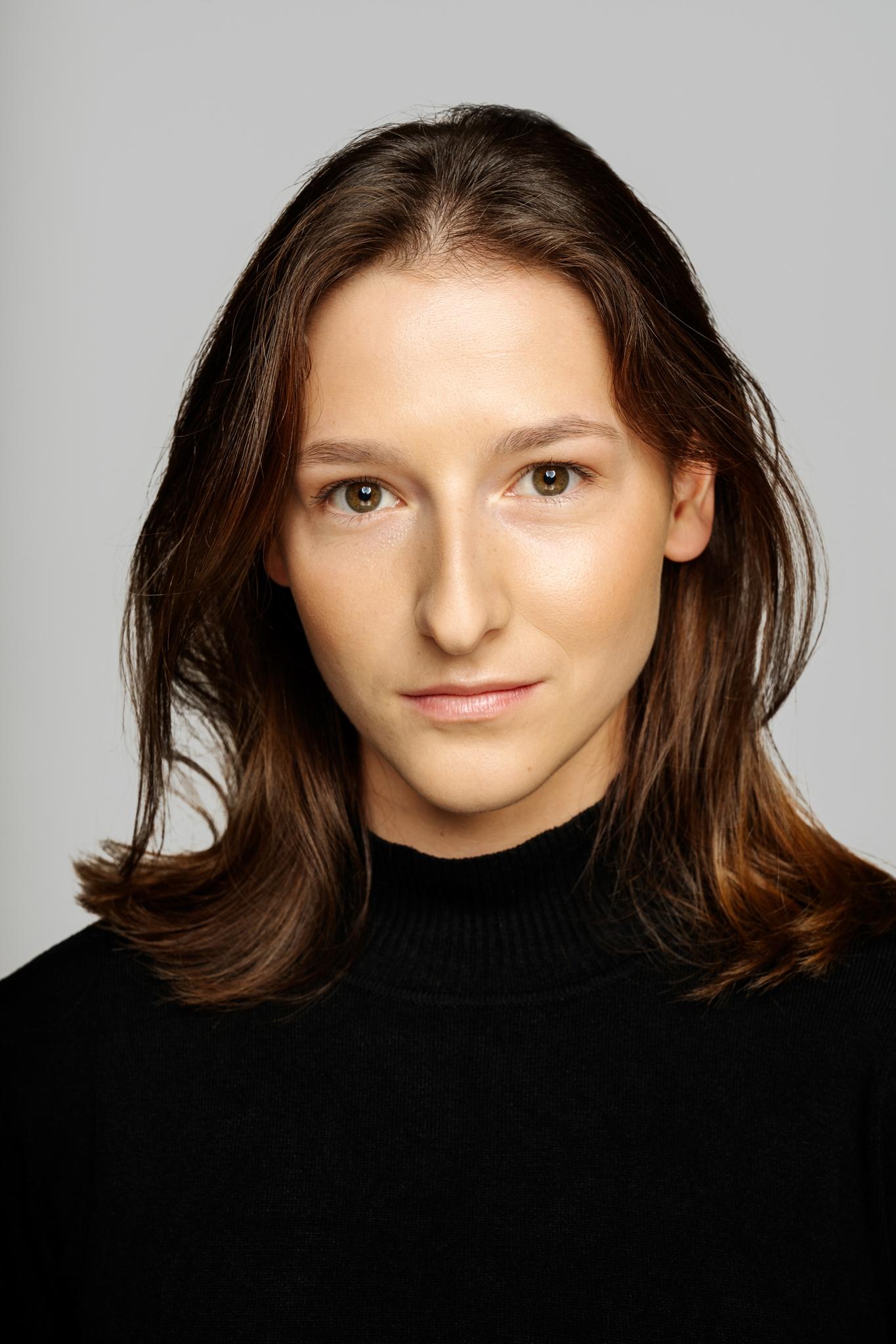 Agnieszka Rajda backdrop