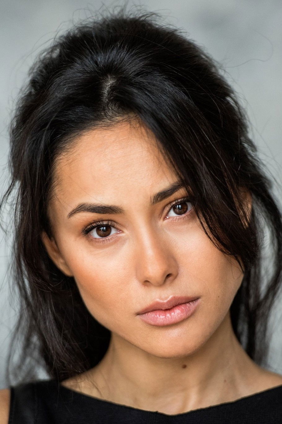 Olesya Gayova backdrop