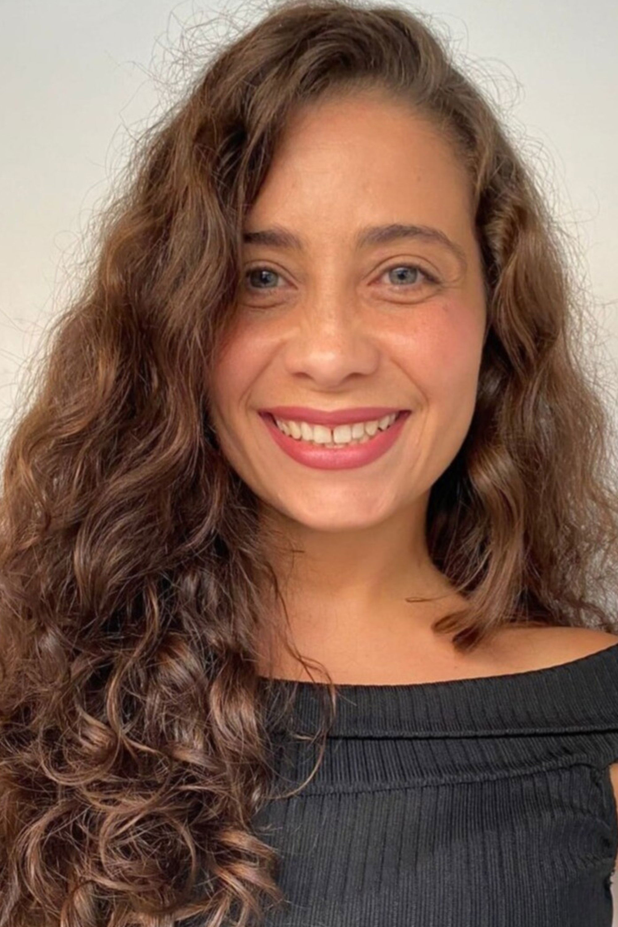 Luciana Albertin backdrop