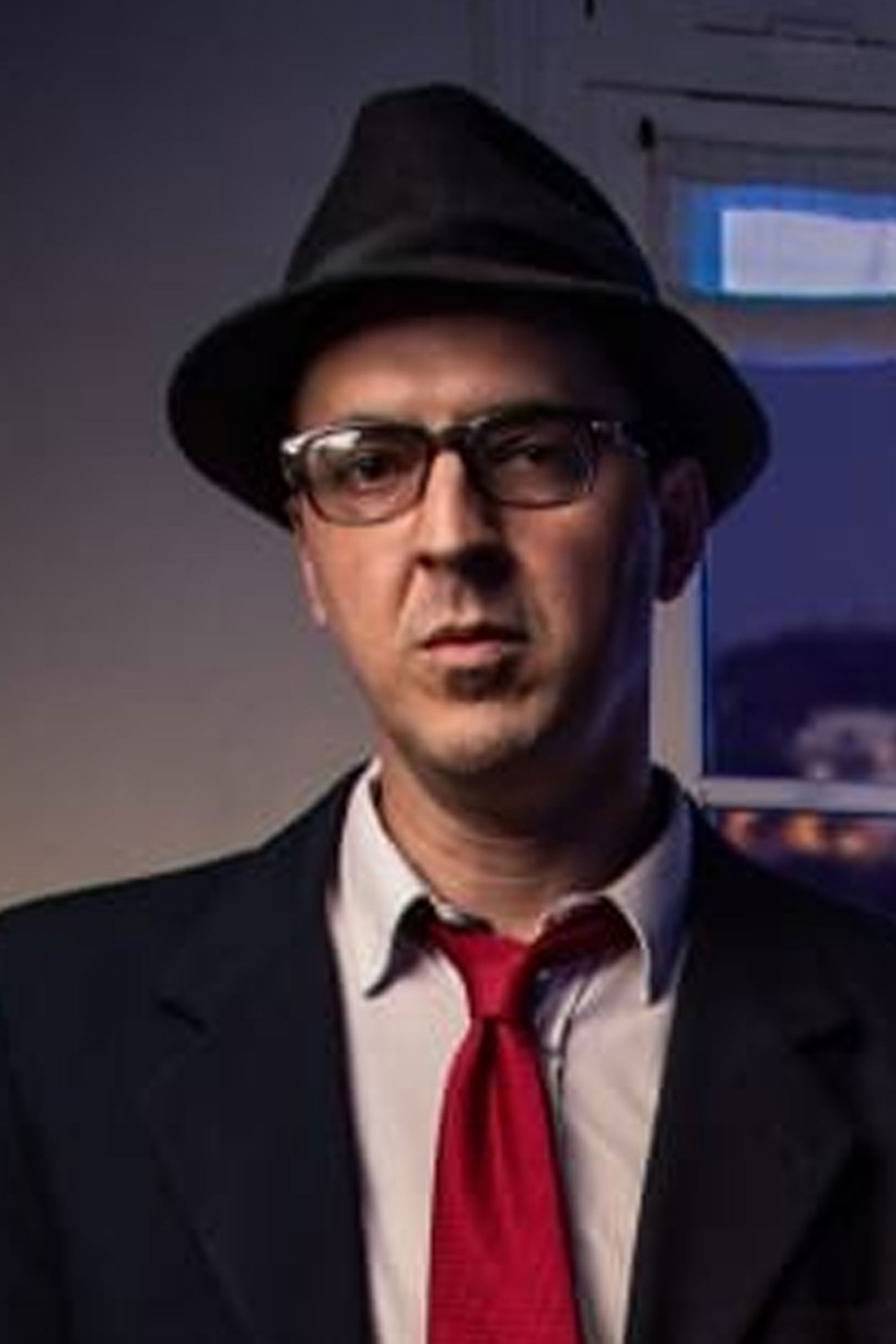 Sebastián Roulet backdrop