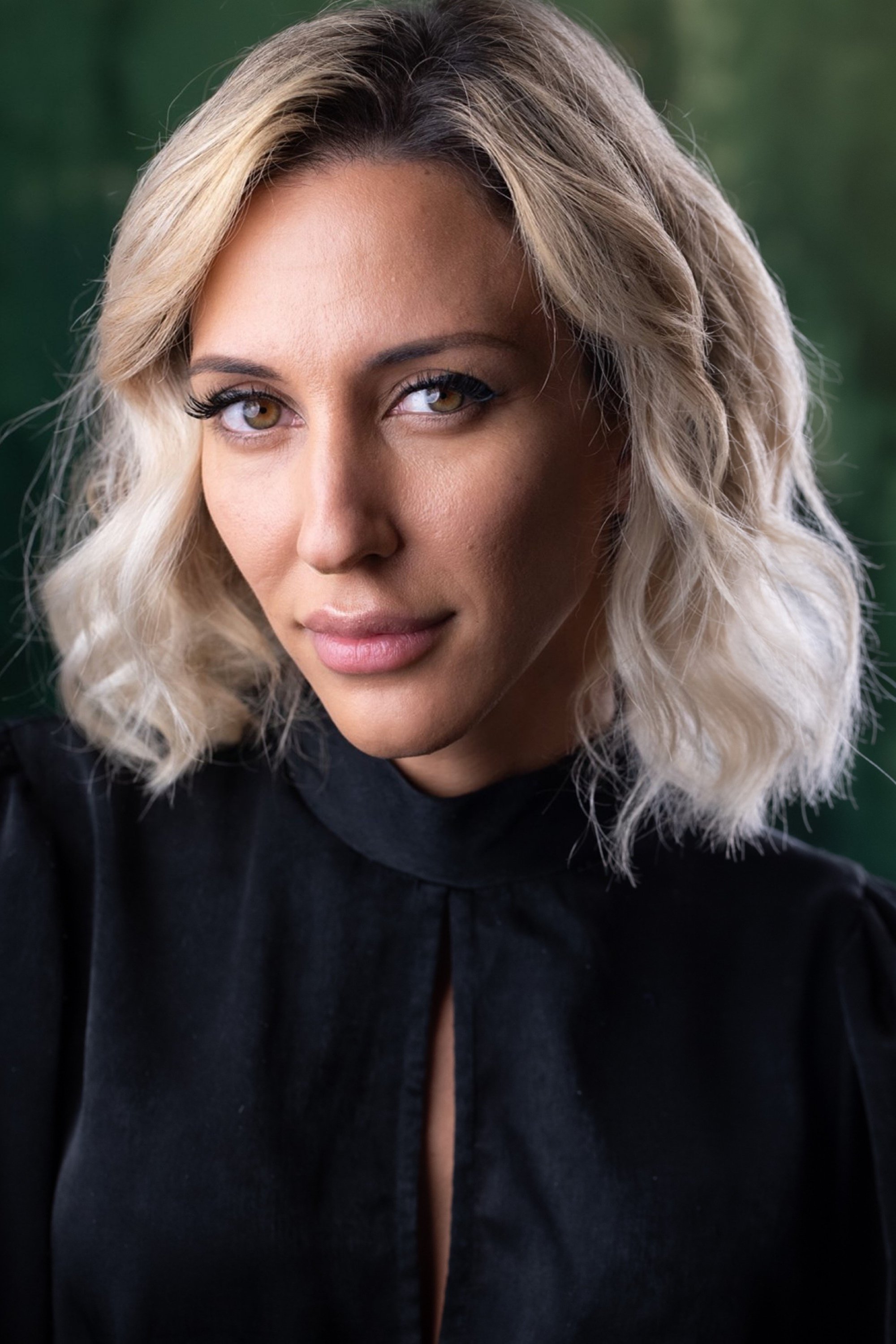 Shoshanna Withers backdrop