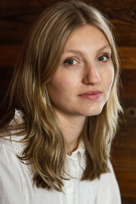 Annalisa Weyel backdrop