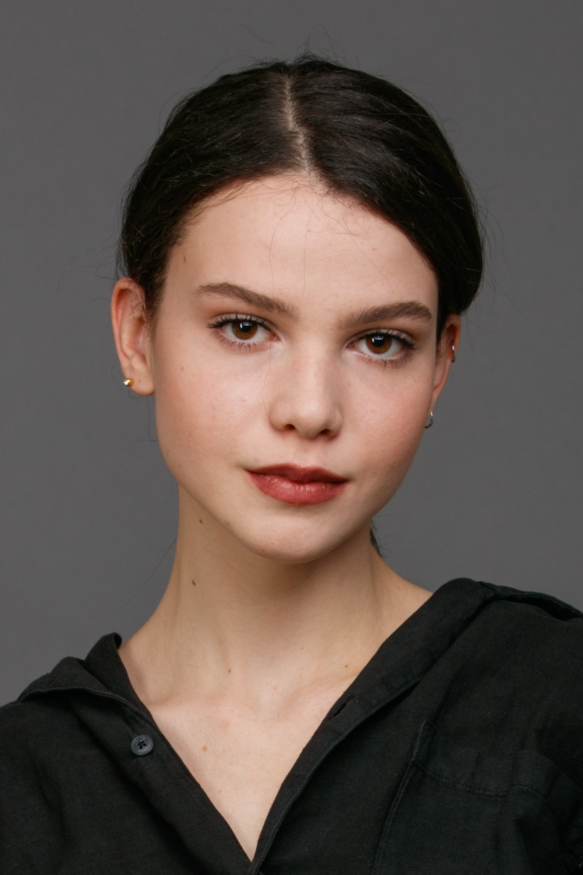 Maruca Băiașu backdrop