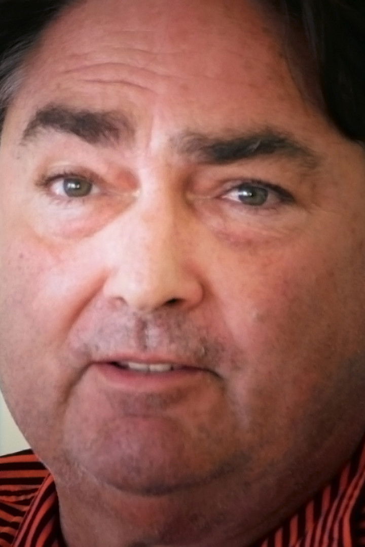 Andrew Mullen backdrop