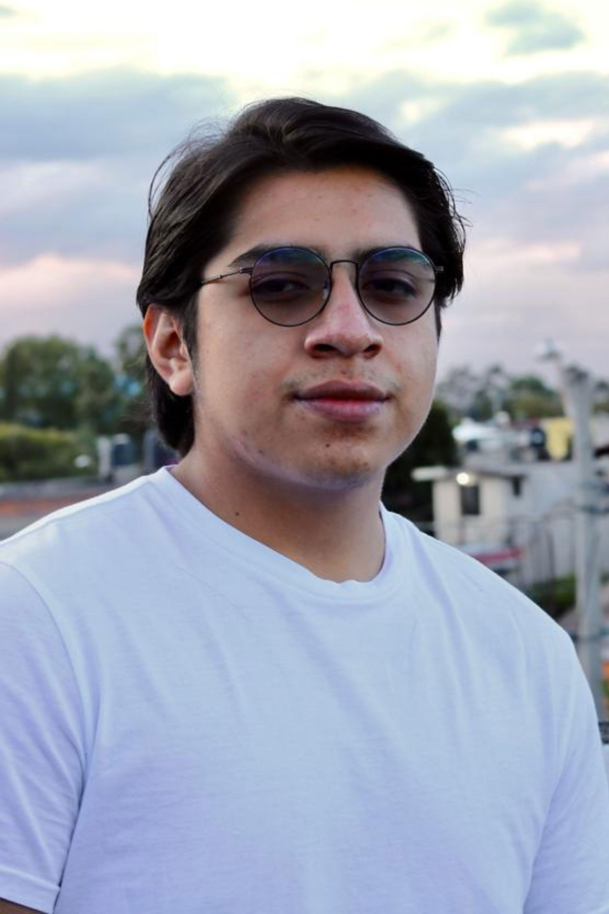 Gustavo A. Romero backdrop