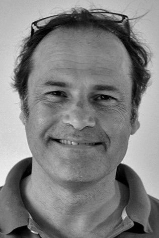 Ferdinand Barth backdrop