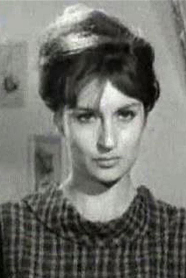 Bilge Tandoğaç backdrop