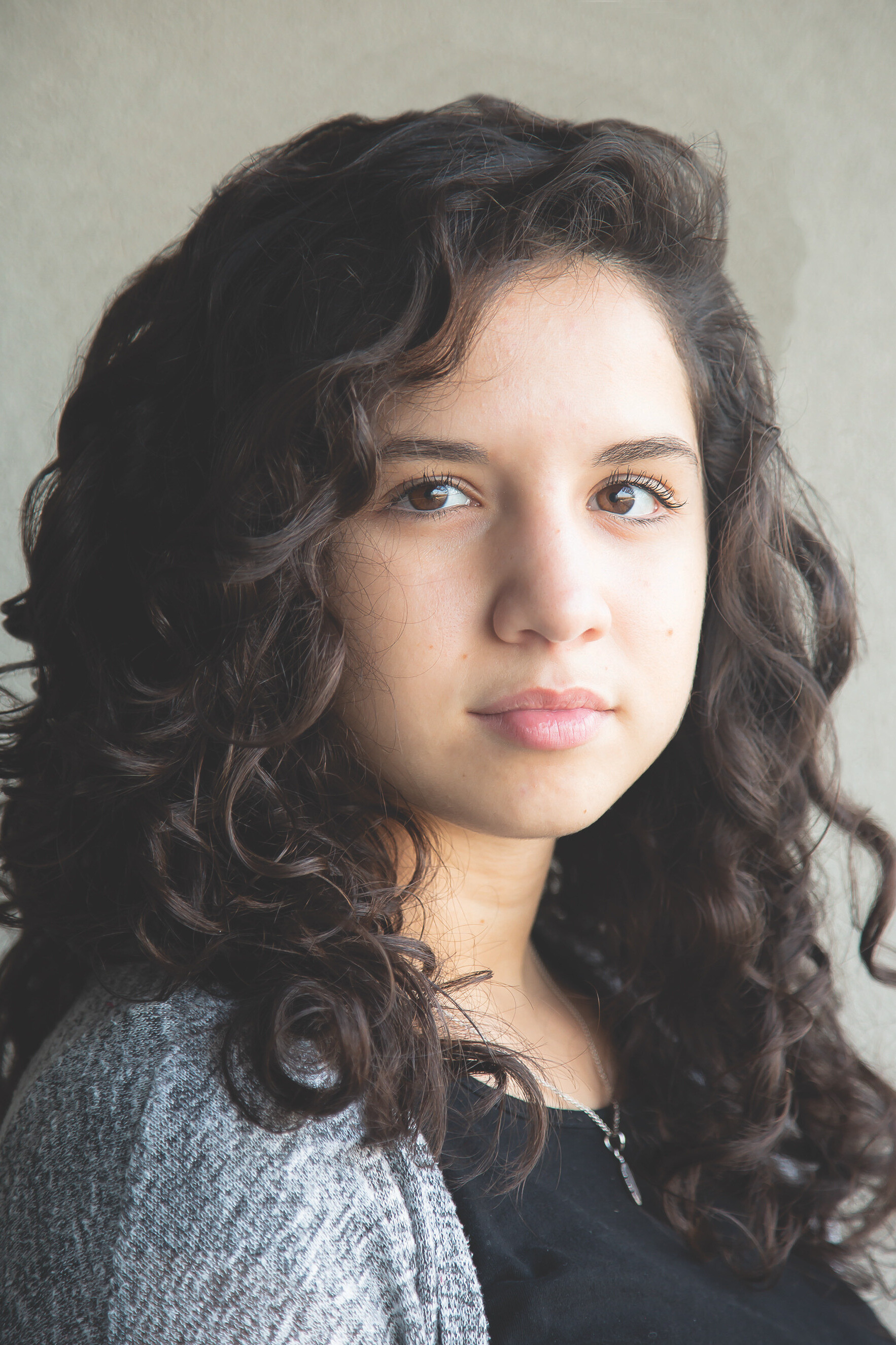 Kirya Paoli backdrop