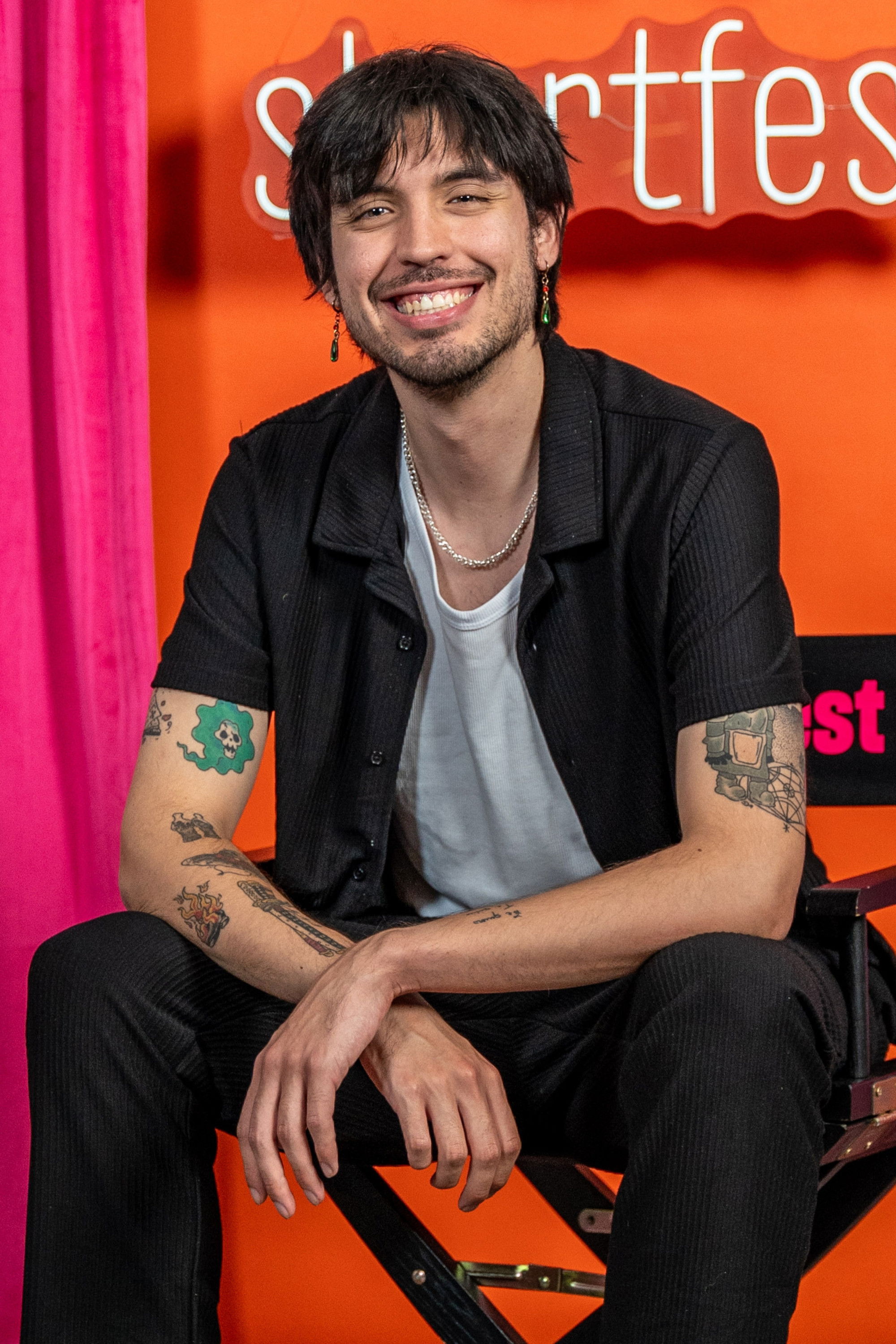 Simón Bucher Saavedra backdrop