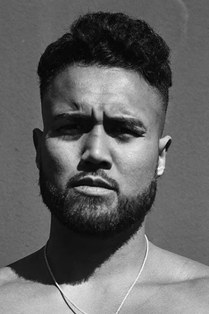 Mark Schleibs backdrop