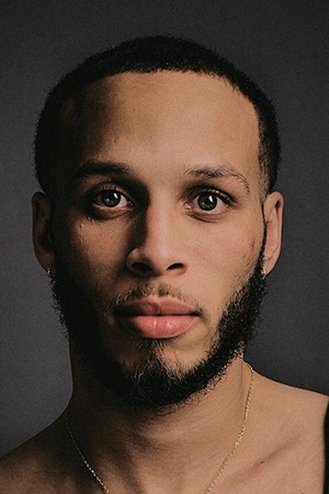 Mykquan Williams backdrop