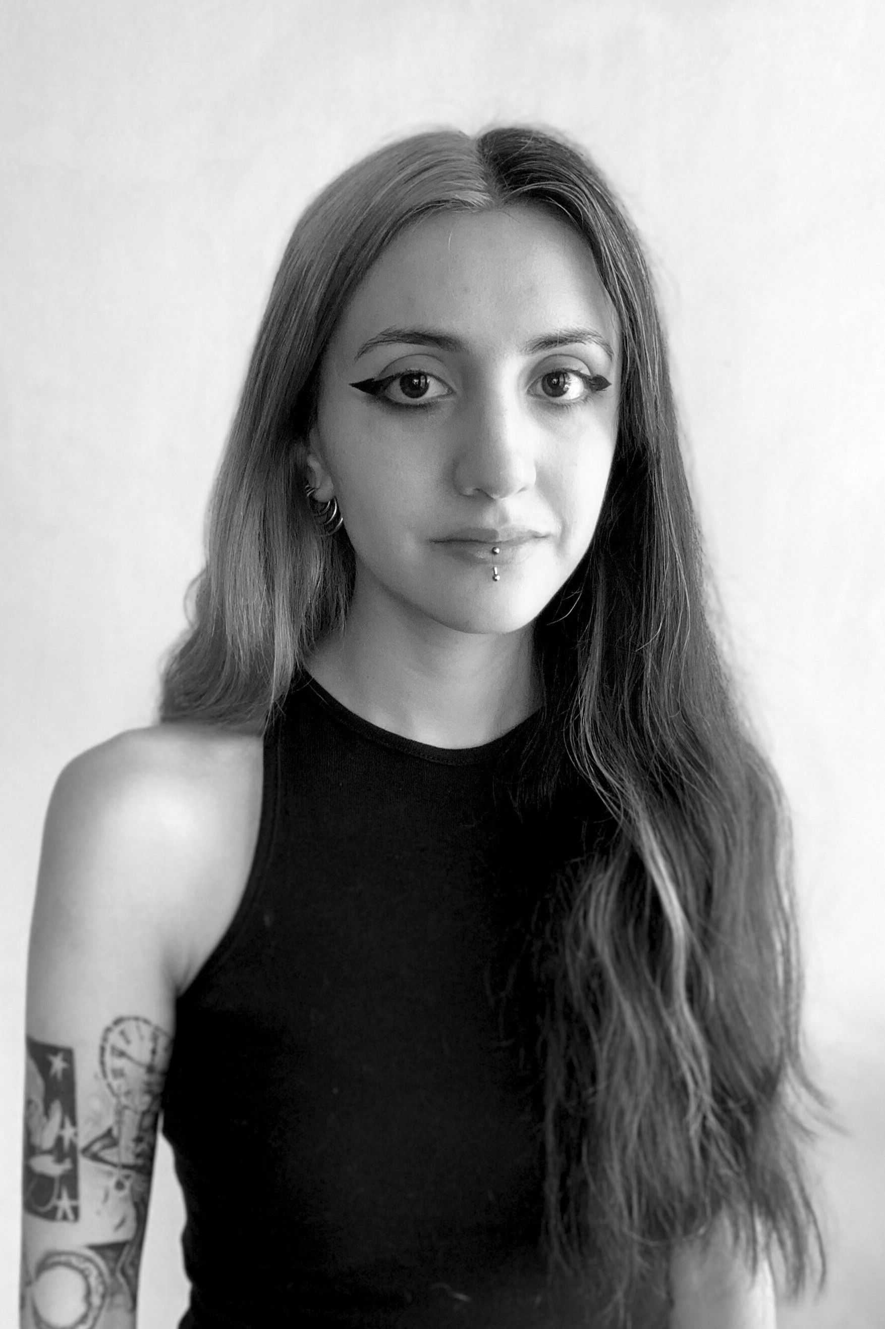 Claudia Saldivia backdrop