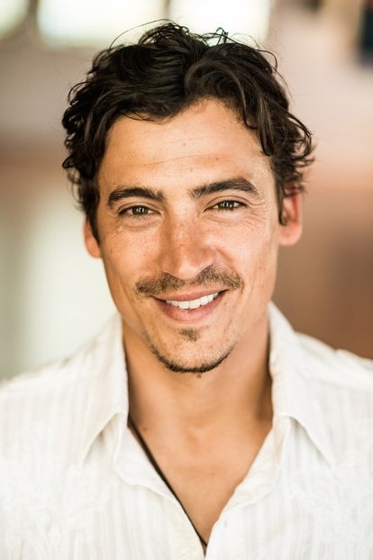 Andrew Keegan backdrop