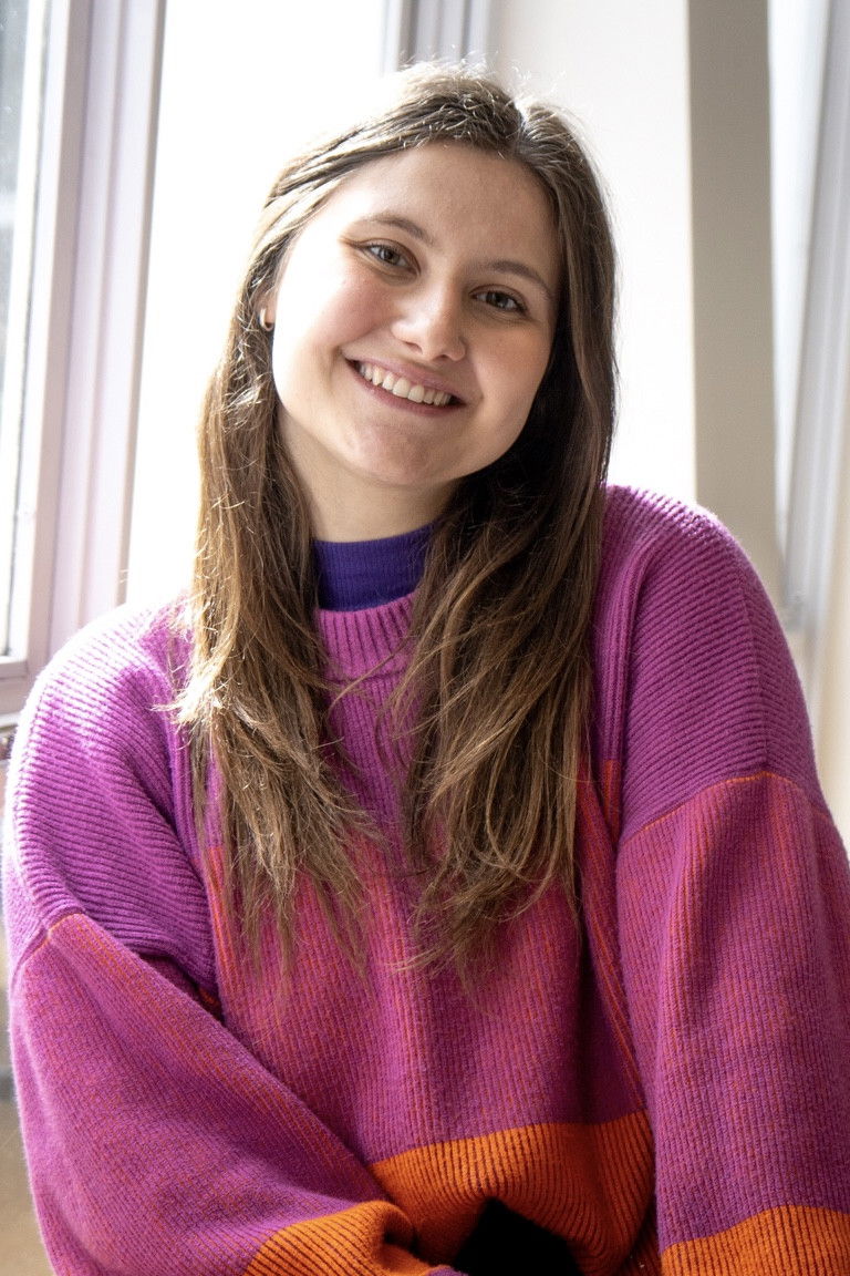 Agostina Menna backdrop