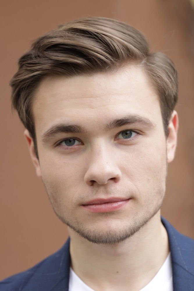 Roman Kucheriavenko backdrop